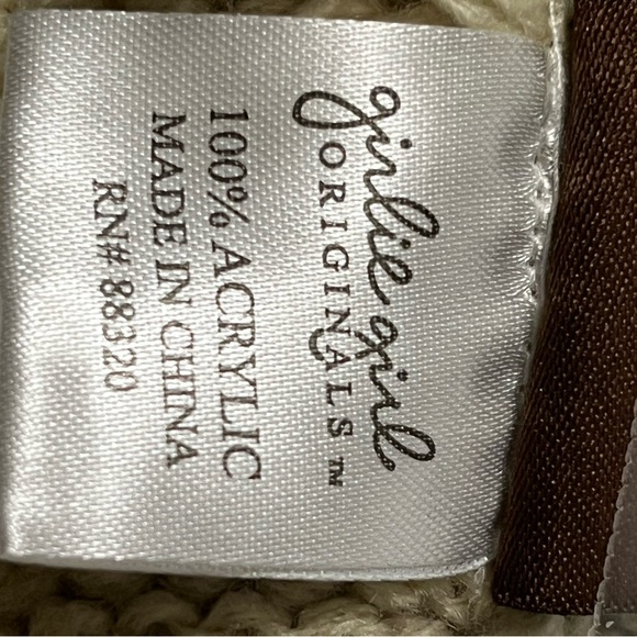 C.C. Beanie Trendy Warm Chunky Soft Stretch Cable Knit Beige Speckled Beanie - Picture 5 of 6